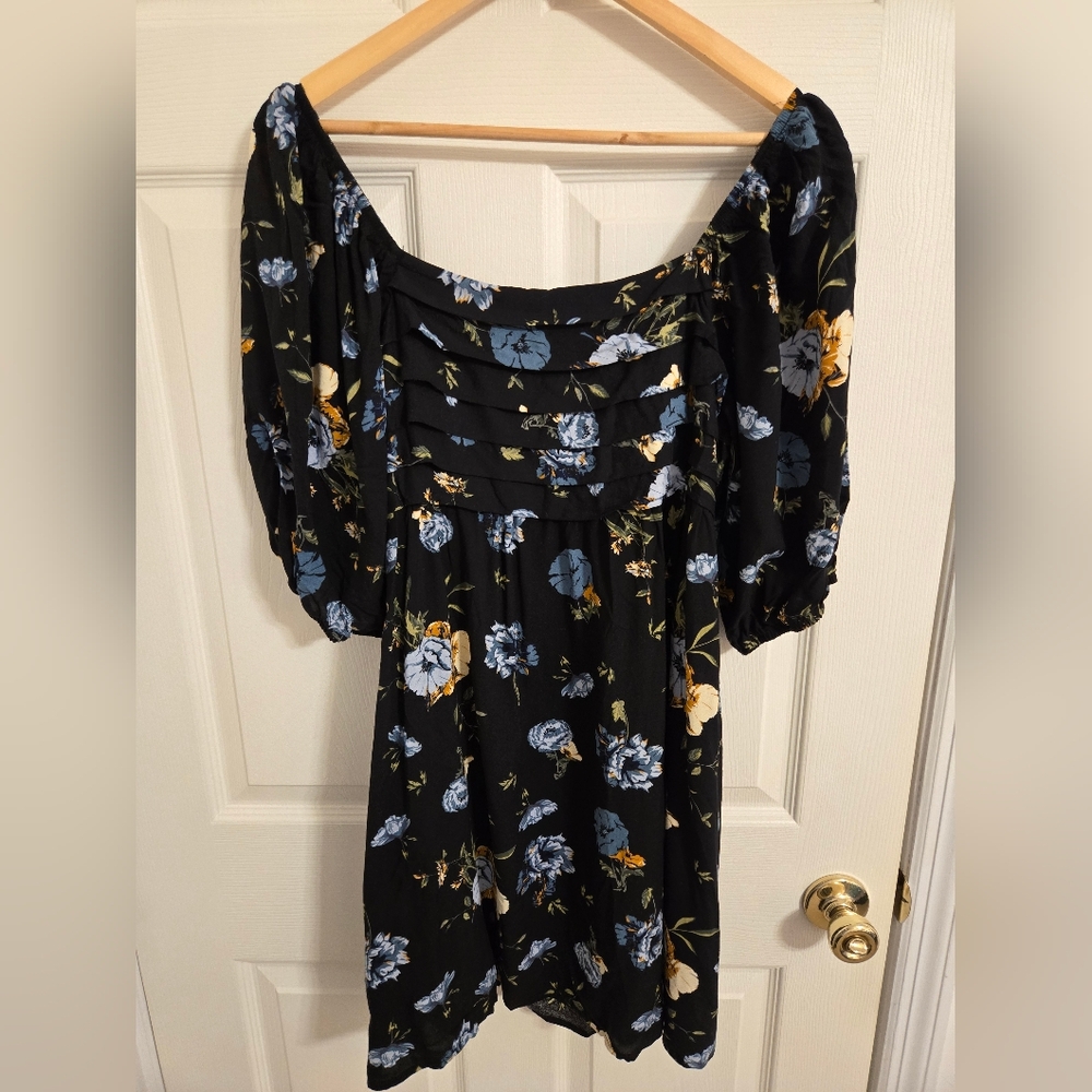 Maurices Boho Black with Blue Yellow Floral Dress  Puff Sleeves Size Large